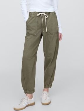 GAP L Pull On Barrel Jeans Olive Green